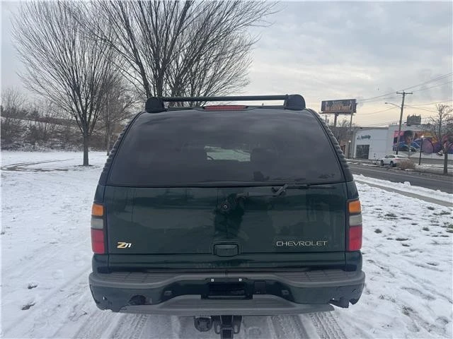 2004 Chevrolet Suburban 8th Gen - Image 6 of 21