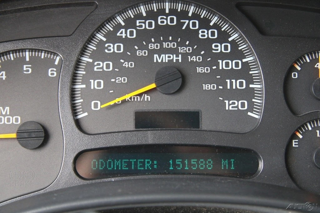 2004 Chevrolet Tahoe 2nd Gen - Image 15 of 21