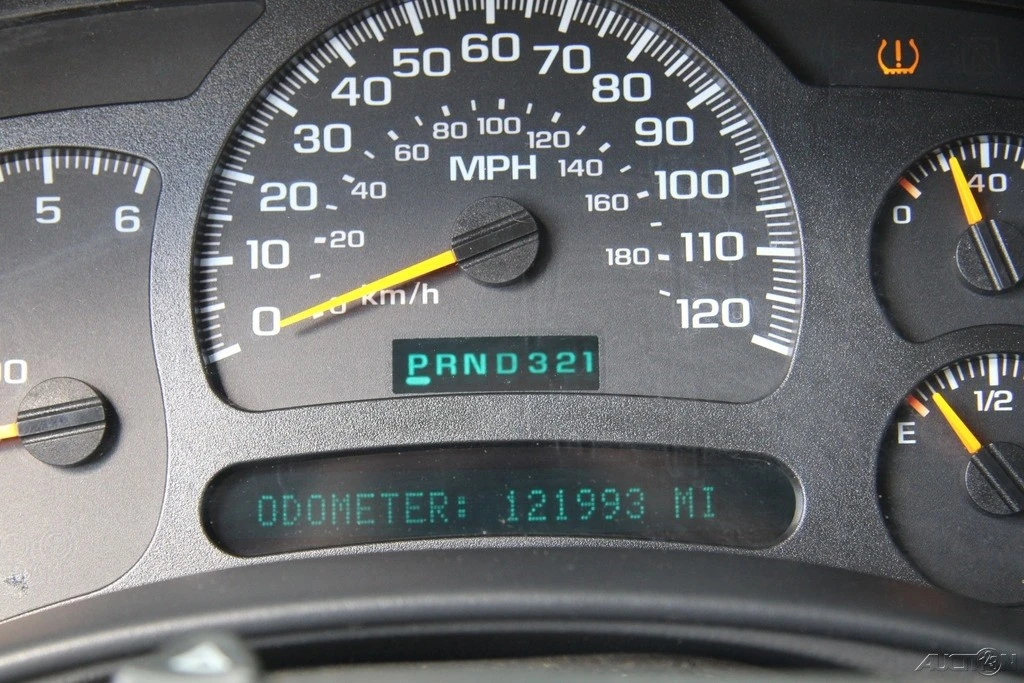 2004 Chevrolet Tahoe 2nd Gen - Image 18 of 24