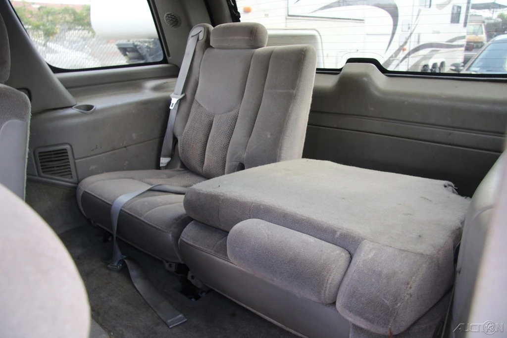 2004 Chevrolet Tahoe 2nd Gen - Image 22 of 24
