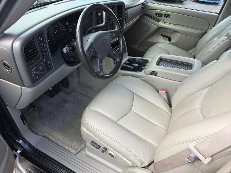 2004 Chevrolet Tahoe 2nd Gen - Image 4 of 21