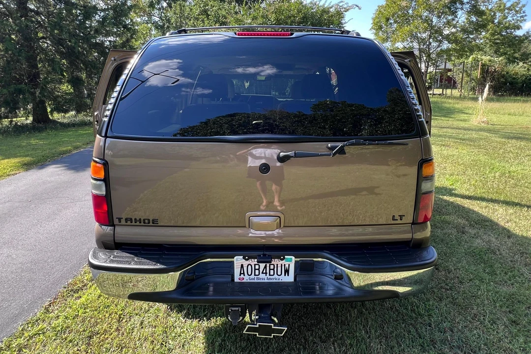 2004 Chevrolet Tahoe 2nd Gen - Image 12 of 31