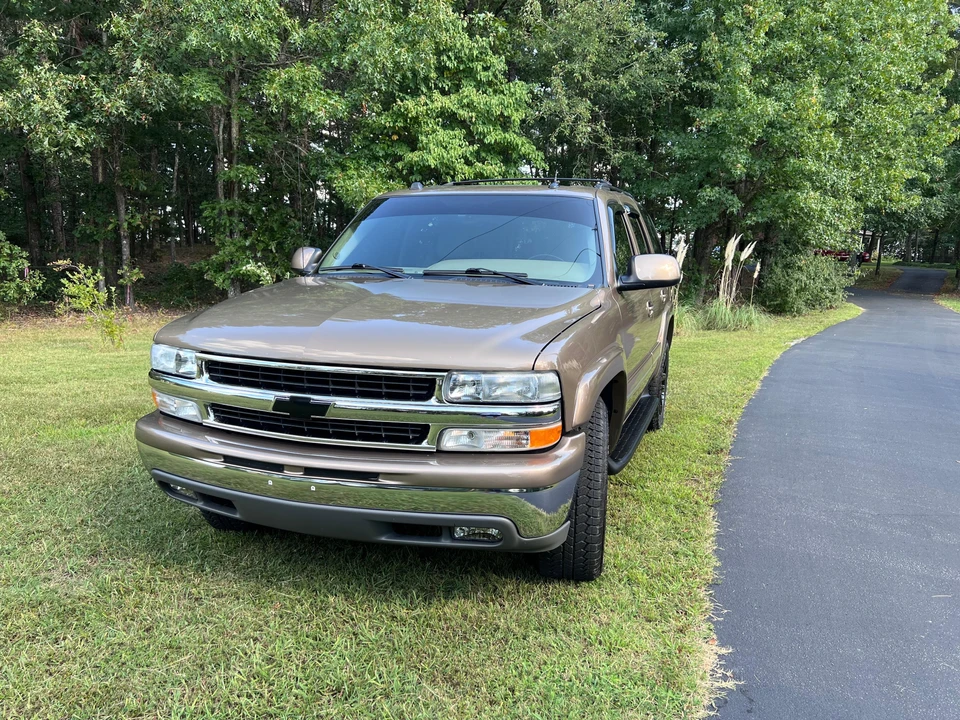 2004 Chevrolet Tahoe 2nd Gen - Image 7 of 31