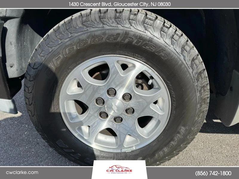 2004 Chevrolet Tahoe 2nd Gen - Image 10 of 12