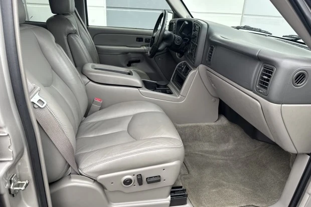2004 Chevrolet Tahoe 2nd Gen - Image 4 of 8