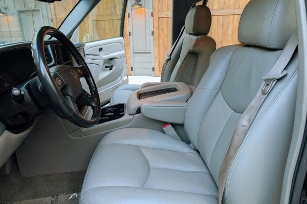 2004 Chevrolet Tahoe 2nd Gen - Image 5 of 7