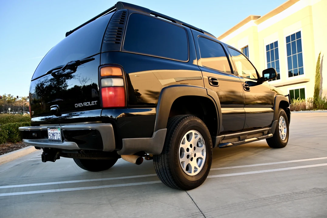 2004 Chevrolet Tahoe 2nd Gen - Image 10 of 31