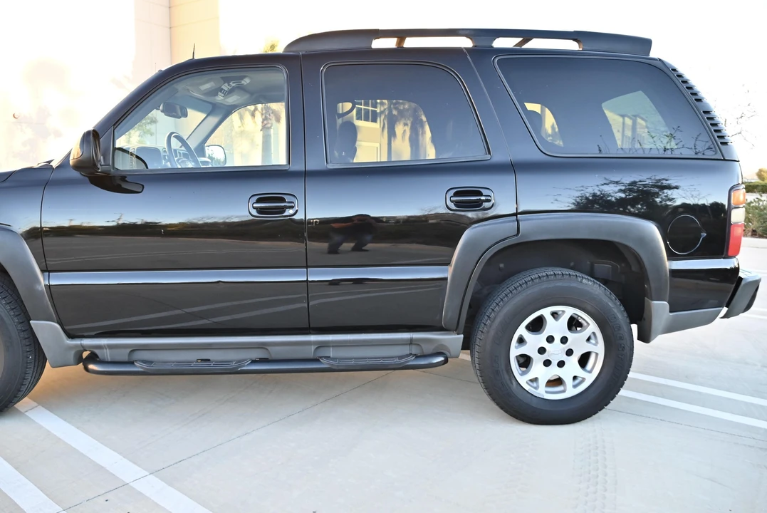 2004 Chevrolet Tahoe 2nd Gen - Image 17 of 31