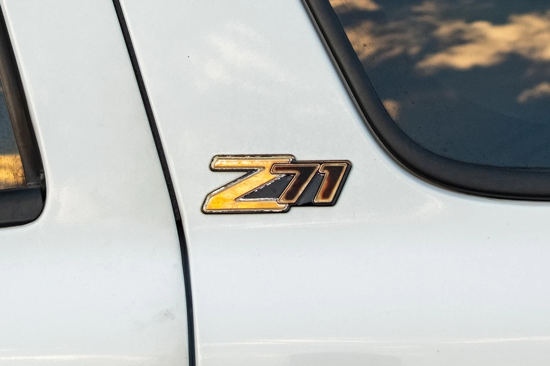 2004 Chevrolet Tahoe 2nd Gen - Image 18 of 31