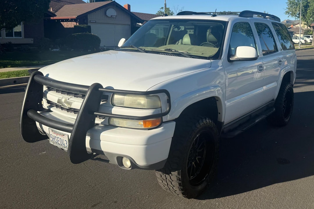 2004 Chevrolet Tahoe 2nd Gen - Image 3 of 31