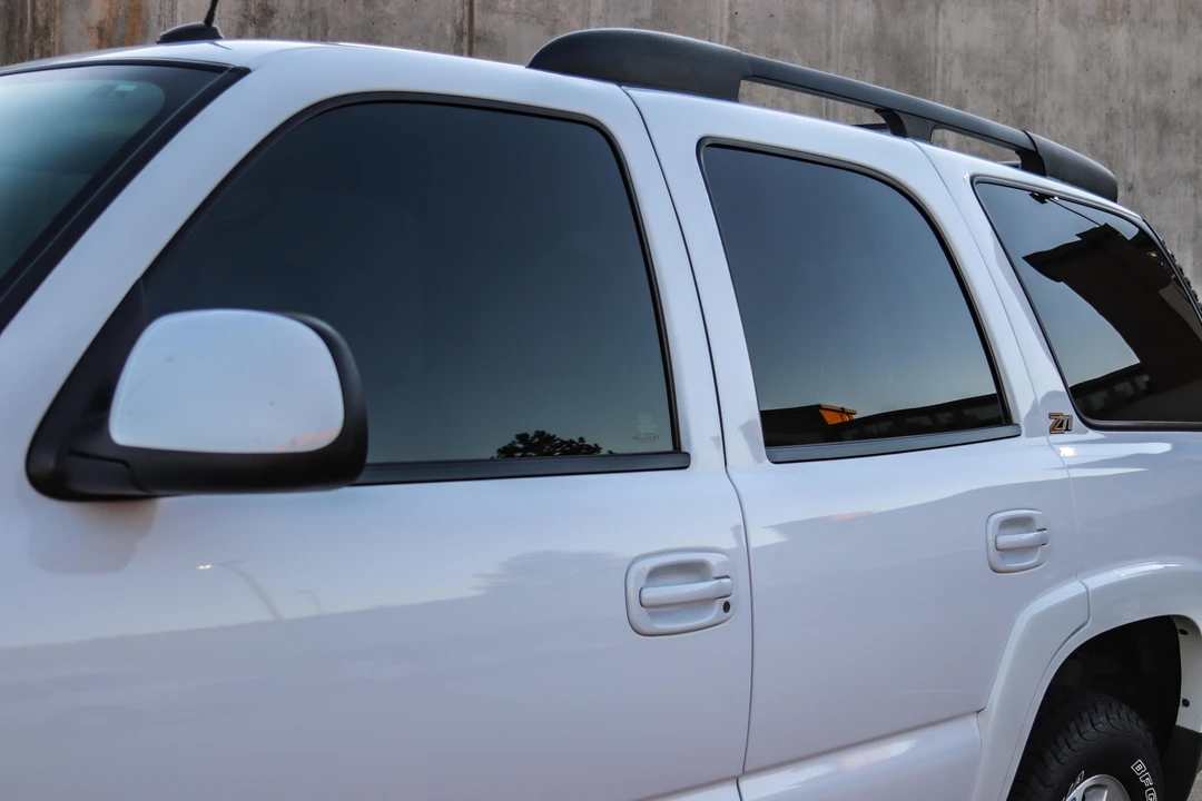 2004 Chevrolet Tahoe 2nd Gen - Image 27 of 31