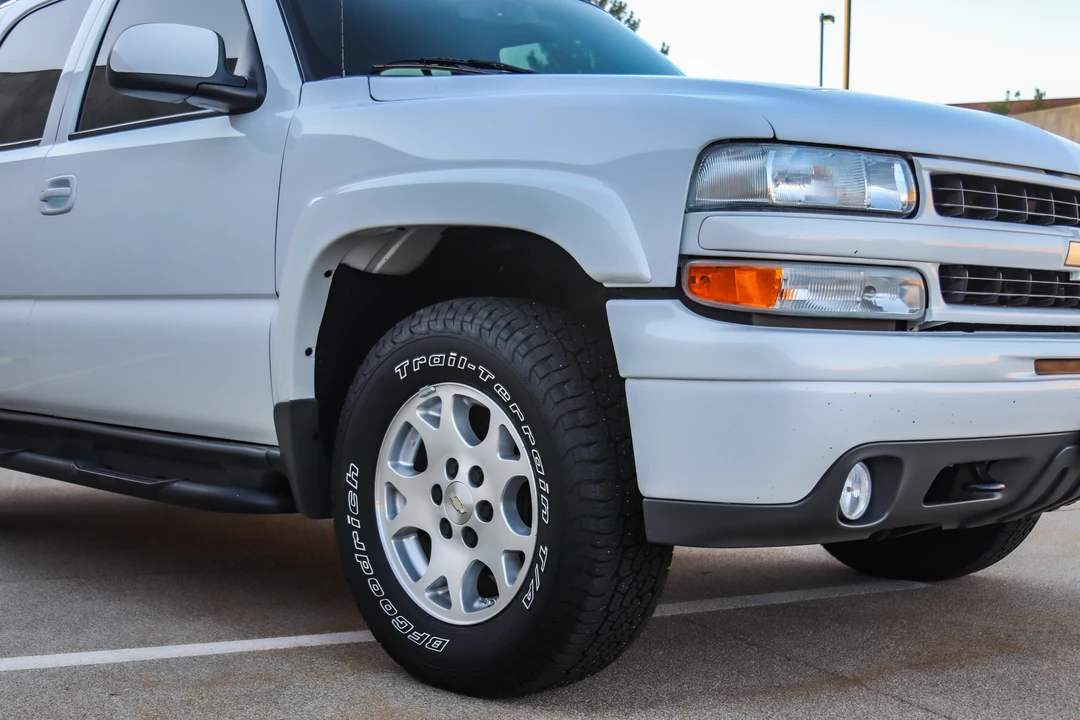 2004 Chevrolet Tahoe 2nd Gen - Image 13 of 31
