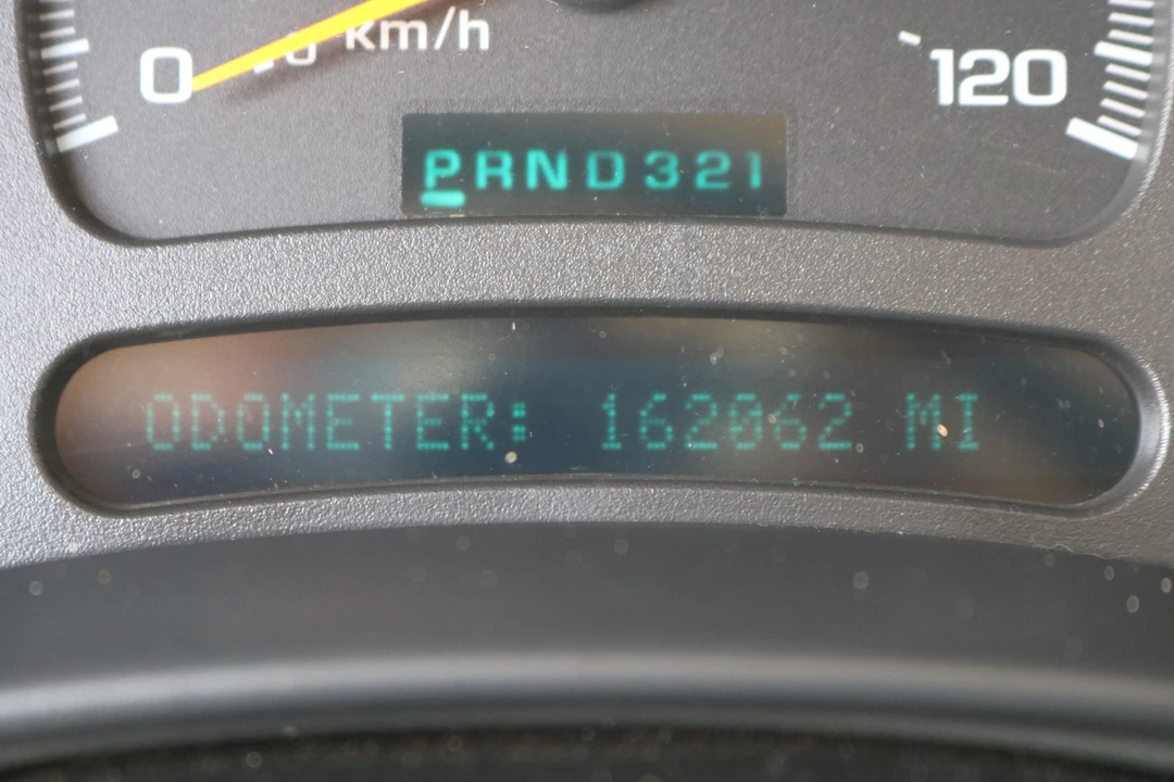 2004 Chevrolet Tahoe 2nd Gen - Image 9 of 9