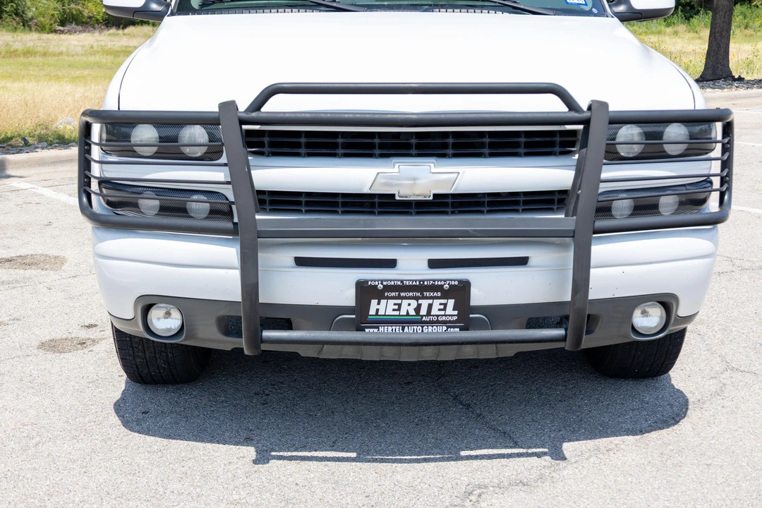 2004 Chevrolet Tahoe 2nd Gen - Image 17 of 31