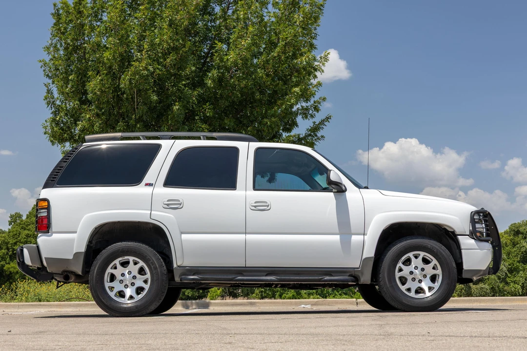 2004 Chevrolet Tahoe 2nd Gen - Image 3 of 31