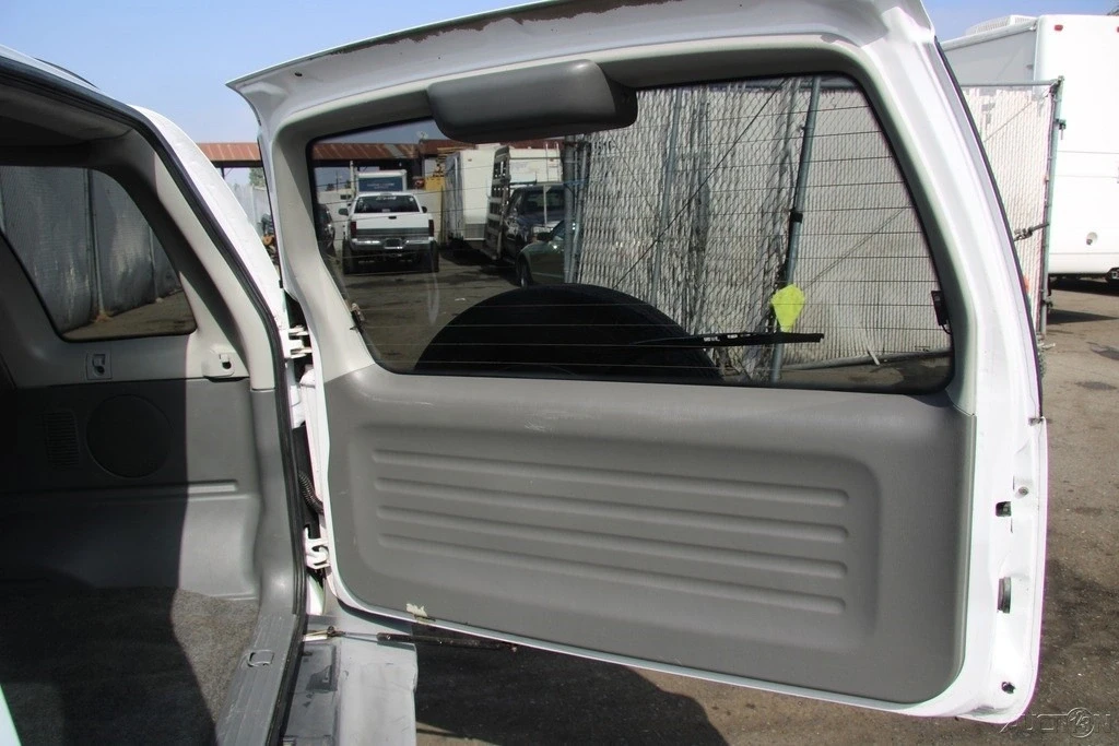 2004 Chevrolet Tracker - Image 19 of 21