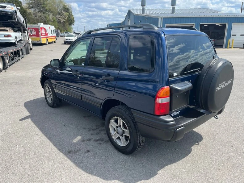 2004 Chevrolet Tracker - Image 3 of 7