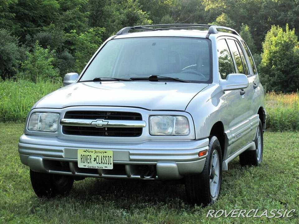 2004 Chevrolet Tracker - Image 6 of 12