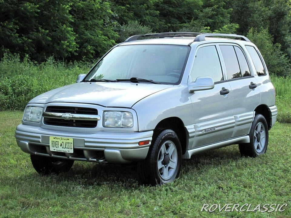 2004 Chevrolet Tracker - Image 8 of 12