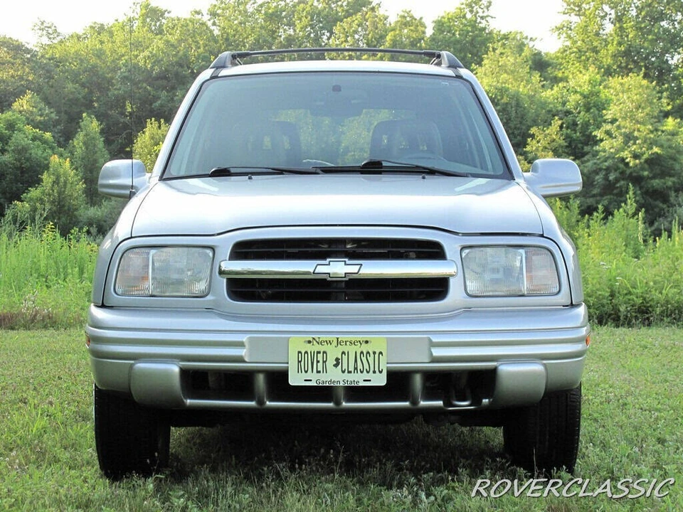 2004 Chevrolet Tracker - Image 3 of 12