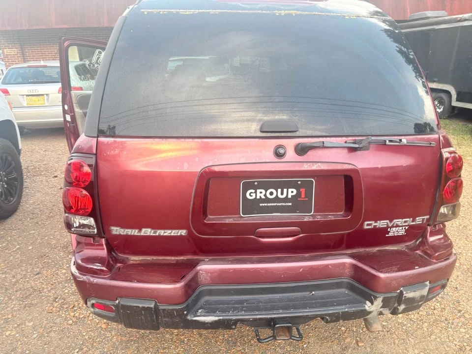 2004 Chevrolet Trailblazer - Image 6 of 7