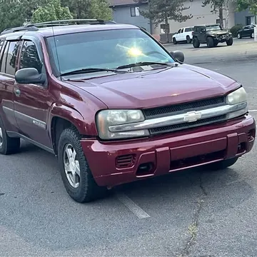 2004 Chevrolet TrailBlazer LS Sport Utility 4D