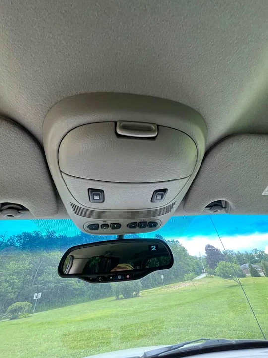 2004 Chevrolet Trailblazer - Image 18 of 25