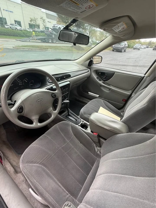 2004 Chevrolet Malibu - Image 8 of 10