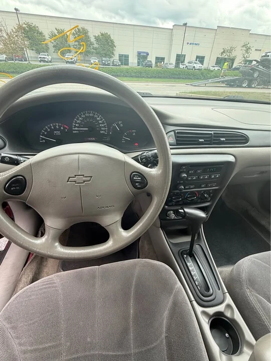 2004 Chevrolet Malibu - Image 9 of 10