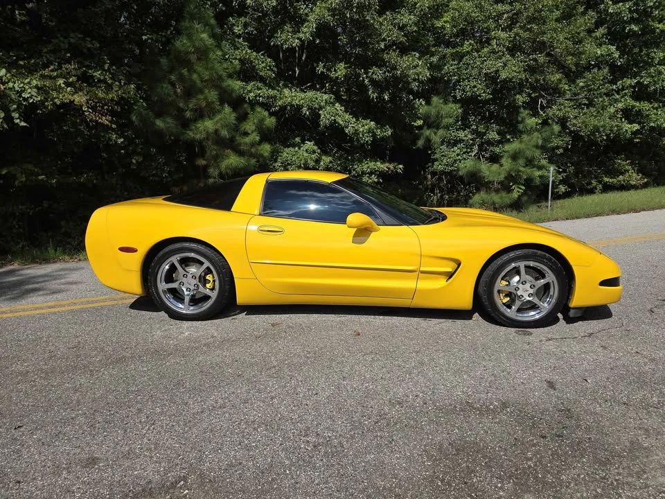 2004 Chevrolet Corvette C5 - Image 2 of 18