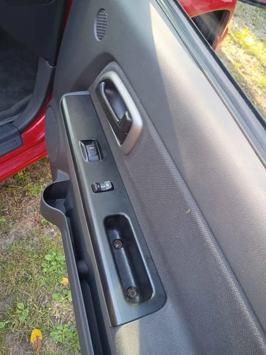 2004 Chevrolet Silverado - Image 6 of 20