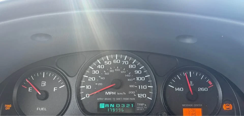 2004 Chevrolet Impala 8th Gen - Image 4 of 13