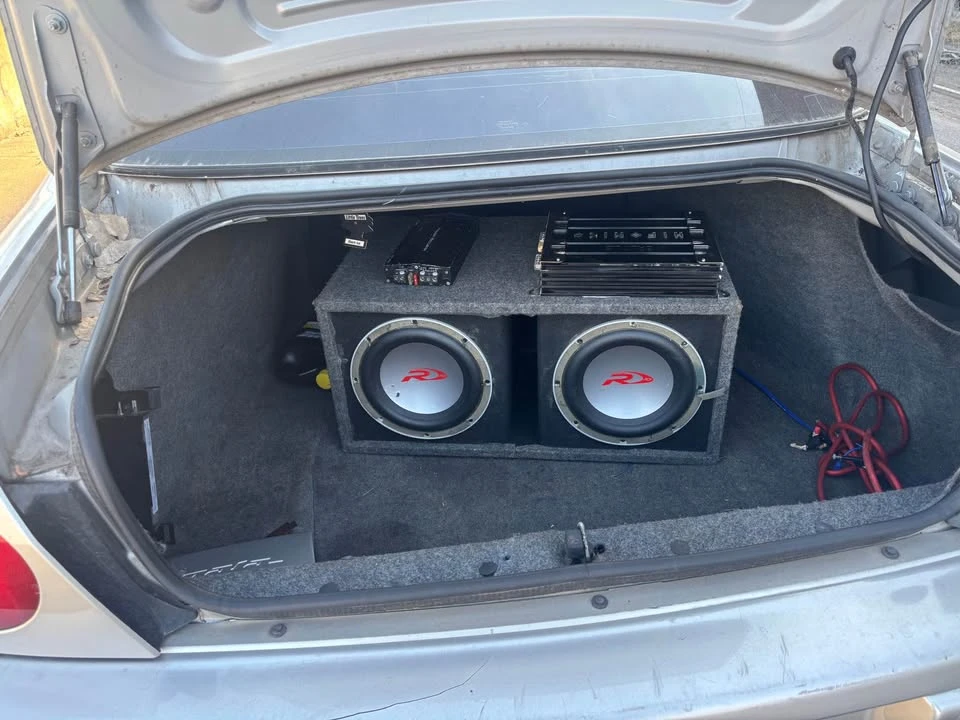 2004 Chevrolet Impala 8th Gen - Image 5 of 13