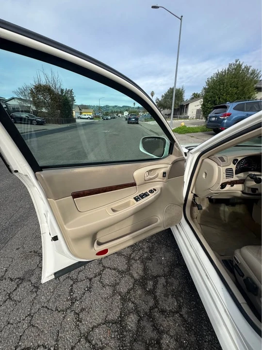 2004 Chevrolet Impala 8th Gen - Image 6 of 12