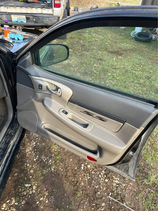 2004 Chevrolet Impala 9th Gen - Image 13 of 19