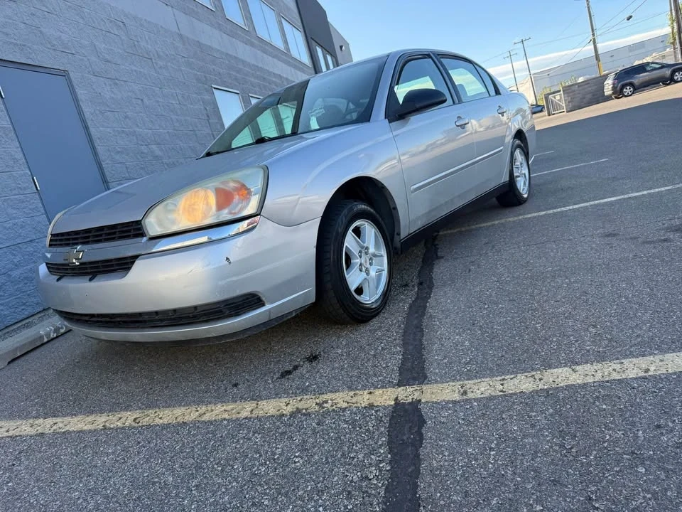 2004 Chevrolet Malibu - Image 9 of 9