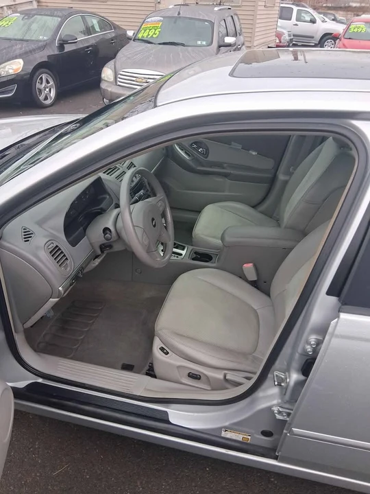 2004 Chevrolet Malibu - Image 7 of 12