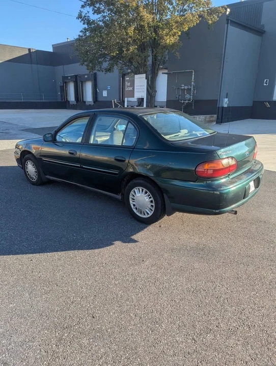 2004 Chevrolet Malibu - Image 4 of 10