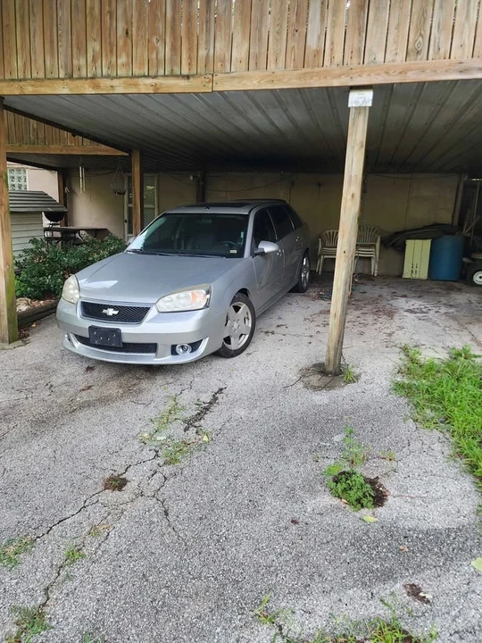 2004 Chevrolet Malibu - Image 2 of 7