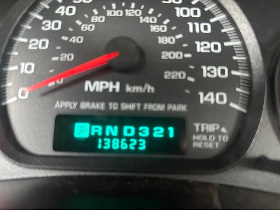 2004 Chevrolet Monte Carlo 6th Gen - Image 10 of 12