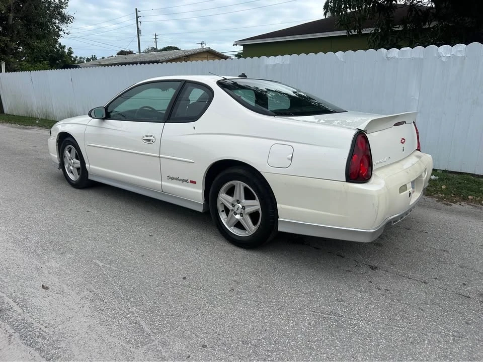 2004 Chevrolet Monte Carlo 6th Gen - Image 2 of 12