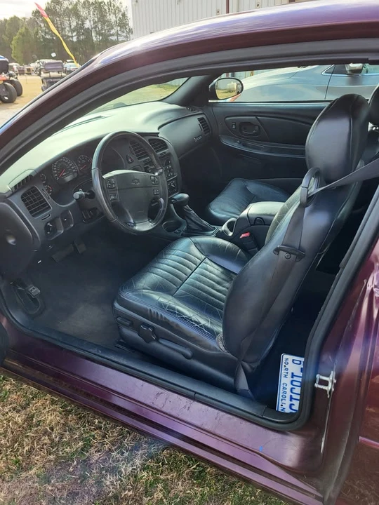 2004 Chevrolet Monte Carlo 6th Gen - Image 6 of 11