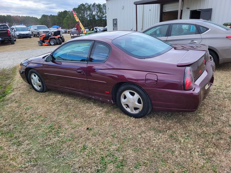 2004 Chevrolet Monte Carlo 6th Gen - Image 2 of 11