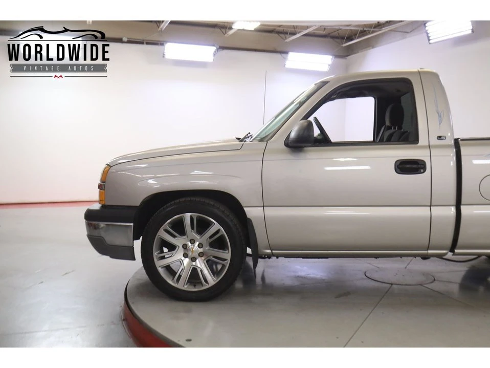 2004 Chevrolet Silverado 1st Gen - Image 7 of 20