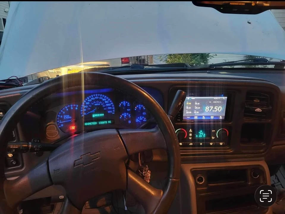 2004 Chevrolet Silverado 1st Gen - Image 3 of 4