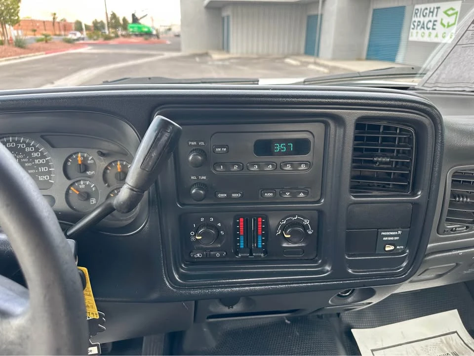 2004 Chevrolet Silverado 1st Gen - Image 7 of 18