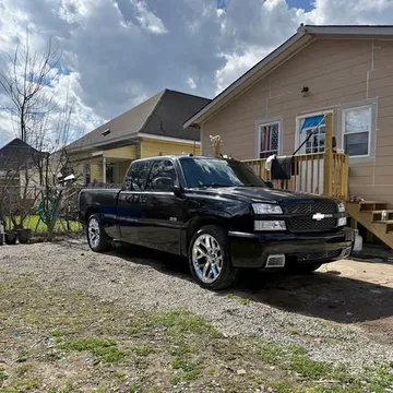 2004 Chevrolet Silverado 1500 SS