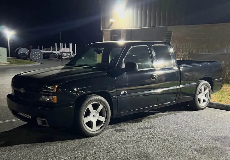 2004 Chevrolet Silverado 1st Gen - Image 2 of 13
