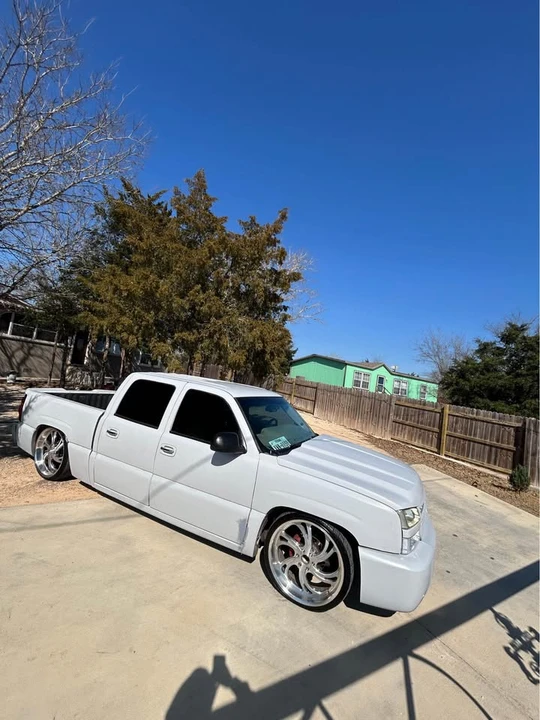 2004 Chevrolet Silverado 1st Gen - Image 2 of 11