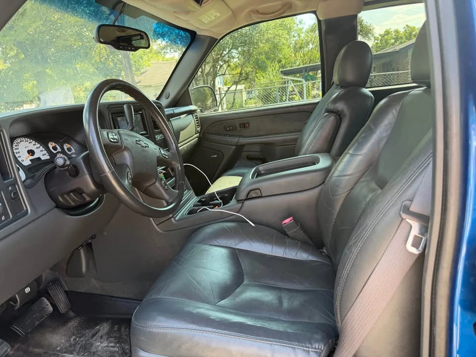 2004 Chevrolet SS - Image 10 of 17